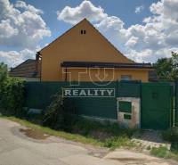 Podolie Einfamilienhaus Kaufen reality Nové Mesto nad Váhom