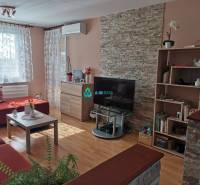 Dunajská Streda 4-Zimmer-Wohnung Kaufen reality Dunajská Streda