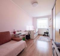 Bratislava - Podunajské Biskupice 4-Zimmer-Wohnung Kaufen reality Bratislava - Podunajské Biskupice