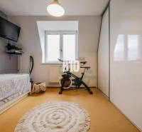 Trenčín 5+ Zimmer-Wohnung Kaufen reality Trenčín