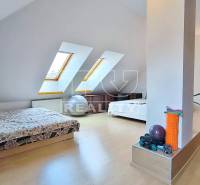 Bratislava - Nové Mesto 5+ Zimmer-Wohnung Kaufen reality Bratislava - Nové Mesto