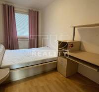 Banská Bystrica 3-Zimmer-Wohnung Mieten reality Banská Bystrica