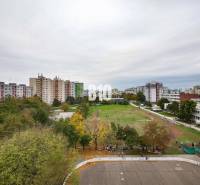 Bratislava - Petržalka 4-Zimmer-Wohnung Kaufen reality Bratislava - Petržalka