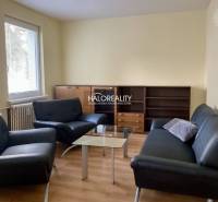 Banská Bystrica 4-Zimmer-Wohnung Mieten reality Banská Bystrica