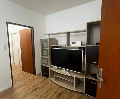 Mieten 3-Zimmer-Wohnung, 3-Zimmer-Wohnung, Hlavná, Galanta, Slowakei