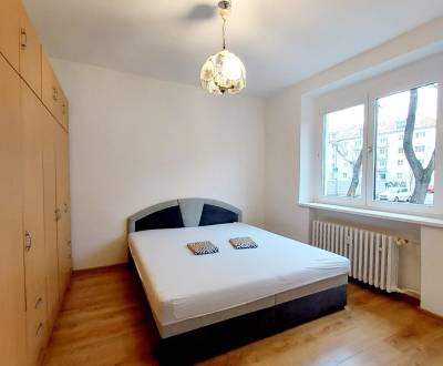 Mieten 3-Zimmer-Wohnung, 3-Zimmer-Wohnung, Pavlovova, Bratislava - Ruž