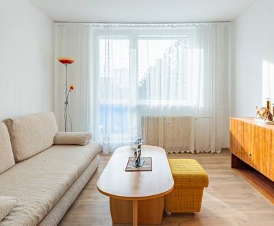 Mieten 2-Zimmer-Wohnung, 2-Zimmer-Wohnung, Rezedová, Bratislava - Ruži