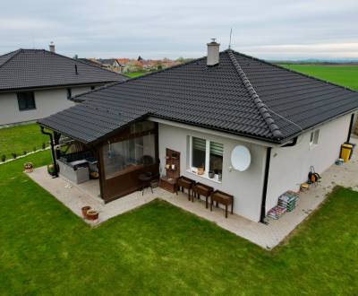 Kaufen Einfamilienhaus, Einfamilienhaus, Dvory nad Žitavou, Nové Zámky