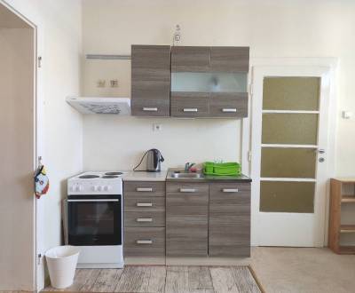 Kaufen 2-Zimmer-Wohnung, 2-Zimmer-Wohnung, Sokolská, Bratislava - Star