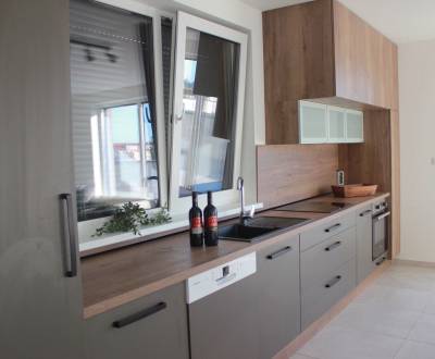 Neubau: Großzügige 4-Zimmer Wohnung mit Terrasse in Marchegg