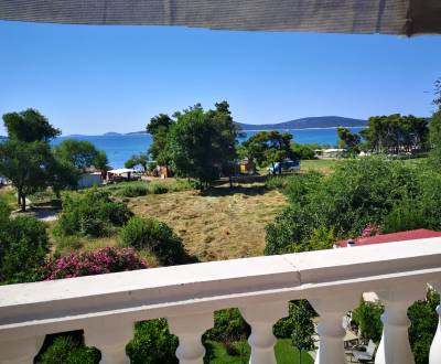 KROATIEN - Apartmenthaus 100 m vom Meer entfernt - VODICE ​