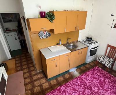 Kaufen 1-Zimmer-Wohnung, 1-Zimmer-Wohnung, Okružná, Banská Bystrica, S