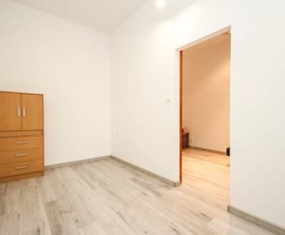 Kaufen 2-Zimmer-Wohnung, 2-Zimmer-Wohnung, Gen. M. R. Štefánika, Trenč