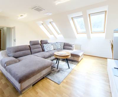 Mieten 3-Zimmer-Wohnung, 3-Zimmer-Wohnung, Zámocká, Bratislava - Staré