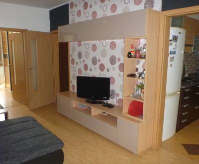 Kaufen 4-Zimmer-Wohnung, 4-Zimmer-Wohnung, Toryská, Bratislava - Vraku