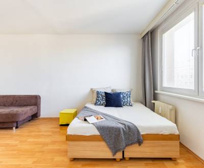 Kaufen 1-Zimmer-Wohnung, 1-Zimmer-Wohnung, Adámiho, Bratislava - Karlo