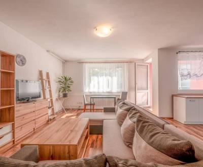 Kaufen 2-Zimmer-Wohnung, 2-Zimmer-Wohnung, Pri Šajbách, Bratislava - R