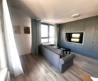 Mieten 2-Zimmer-Wohnung, 2-Zimmer-Wohnung, Plynárenská, Bratislava - R