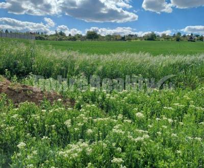 Kaufen Baugrundstück Erholung, Baugrundstück Erholung, Vráble, Nitra, 