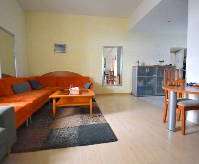 Mieten 3-Zimmer-Wohnung, 3-Zimmer-Wohnung, Baštová, Bratislava - Staré