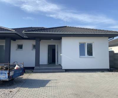 Kaufen Einfamilienhaus, Einfamilienhaus, Vinohradnícka, Dunajská Stred