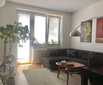 Kaufen 2-Zimmer-Wohnung, 2-Zimmer-Wohnung, Záhradnícka, Bratislava - R