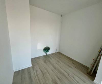 Kaufen 2-Zimmer-Wohnung, 2-Zimmer-Wohnung, Jánskeho, Žiar nad Hronom, 