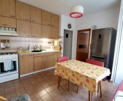 Mieten 3-Zimmer-Wohnung, 3-Zimmer-Wohnung, Bystrého, Bratislava - Ruži