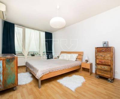 Kaufen 3-Zimmer-Wohnung, Bratislava - Nové Mesto, Bratislava, Slowakei