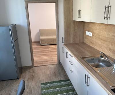 Kaufen 2-Zimmer-Wohnung, 2-Zimmer-Wohnung, Adámiho, Bratislava - Karlo