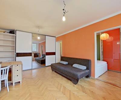 Kaufen 1-Zimmer-Wohnung, 1-Zimmer-Wohnung, Komárnická, Bratislava - Ru