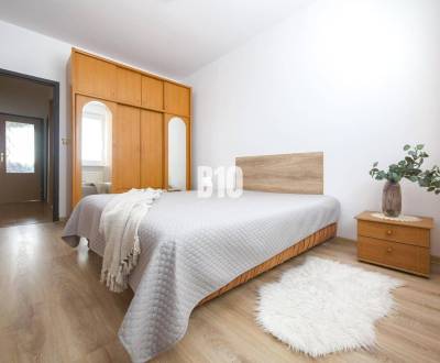 Kaufen 4-Zimmer-Wohnung, 4-Zimmer-Wohnung, Vyšehradská, Bratislava - P