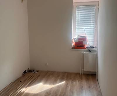 Mieten 3-Zimmer-Wohnung, 3-Zimmer-Wohnung, Novobanska, Bratislava - Pe