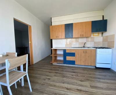 Kaufen 3-Zimmer-Wohnung, 3-Zimmer-Wohnung, Levice, Slowakei