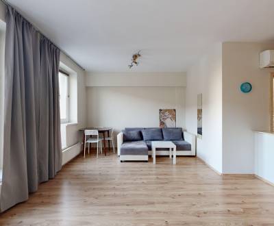 Mieten 2-Zimmer-Wohnung, 2-Zimmer-Wohnung, Zámocká, Bratislava - Staré