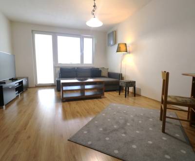 Mieten 2-Zimmer-Wohnung, 2-Zimmer-Wohnung, Kadnárova, Bratislava - Rač