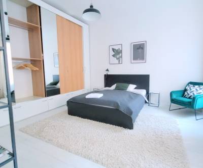 Mieten 2-Zimmer-Wohnung, 2-Zimmer-Wohnung, Palisády, Bratislava - Star