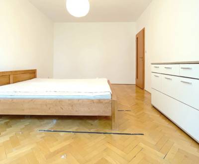 Kaufen 3-Zimmer-Wohnung, 3-Zimmer-Wohnung, Prievidza, Slowakei