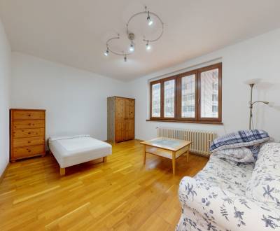 Mieten 3-Zimmer-Wohnung, 3-Zimmer-Wohnung, Dobrovičová, Bratislava - S