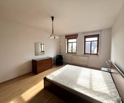 Mieten 3-Zimmer-Wohnung, 3-Zimmer-Wohnung, Teplická, Piešťany, Slowake