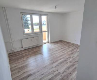 Kaufen 2-Zimmer-Wohnung, 2-Zimmer-Wohnung, Bánovce nad Bebravou, Slowa