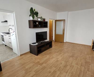 Mieten 2-Zimmer-Wohnung, 2-Zimmer-Wohnung, Jurigovo nám., Bratislava -