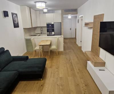 Mieten 2-Zimmer-Wohnung, 2-Zimmer-Wohnung, Čulenova, Bratislava - Star