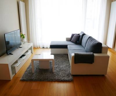 Kaufen 3-Zimmer-Wohnung, 3-Zimmer-Wohnung, Landererova, Bratislava - S