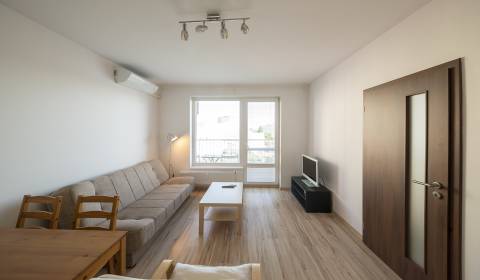 Mieten 2-Zimmer-Wohnung, 2-Zimmer-Wohnung, Jégého, Bratislava - Ružino