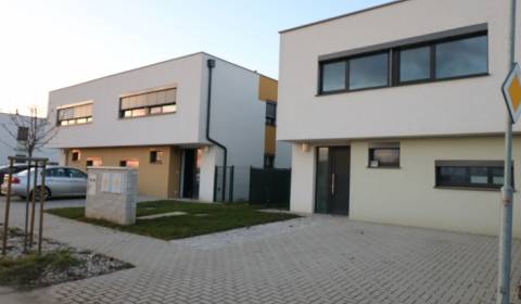 Mieten Einfamilienhaus, Einfamilienhaus, Okružná, Senec, Slowakei