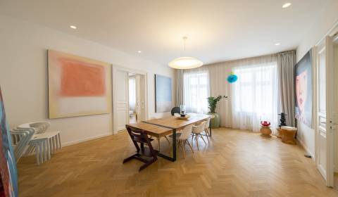 Kaufen 4-Zimmer-Wohnung, 4-Zimmer-Wohnung, Bratislava - Staré Mesto, S