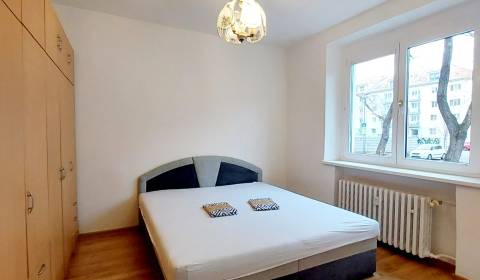 Mieten 3-Zimmer-Wohnung, 3-Zimmer-Wohnung, Pavlovova, Bratislava - Ruž