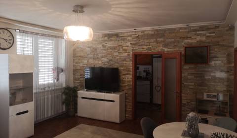 Kaufen 5+ Zimmer-Wohnung, 5+ Zimmer-Wohnung, Hlavná, Trnava, Slowakei