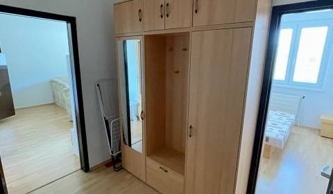 Kaufen 2-Zimmer-Wohnung, 2-Zimmer-Wohnung, SNP, Považská Bystrica, Slo